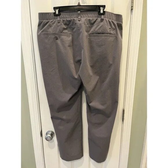 Under Armour Pants Mens 42 Gray Golf Airvent Heatgear Flat Front Loose 1293914 - Picture 2 of 2